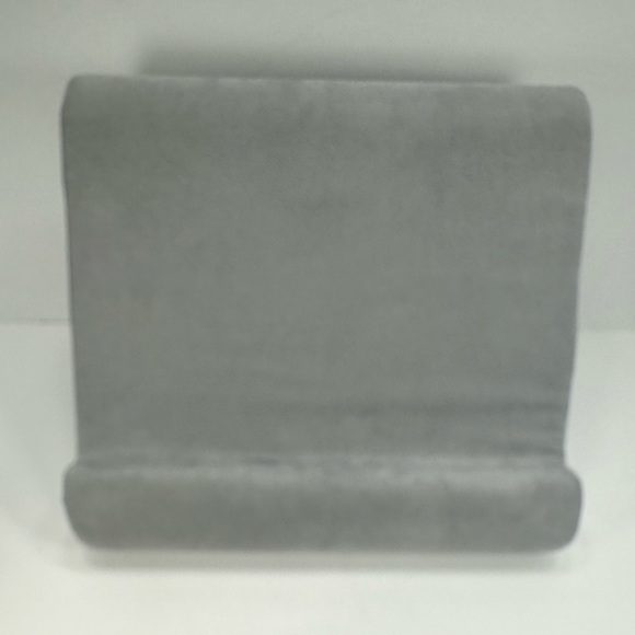 NEW - Flippy Tablet Pillow Stand Holder for Lap, Desk & Bed - Gray - Picture 6 of 6